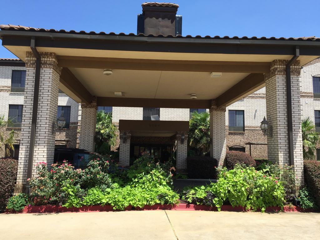 Comfort Hotel 3*